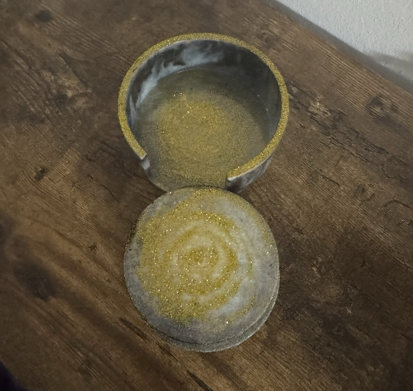 Handmade Black and Gold Resin Coaster Set with Holder Elegant Glitter Design