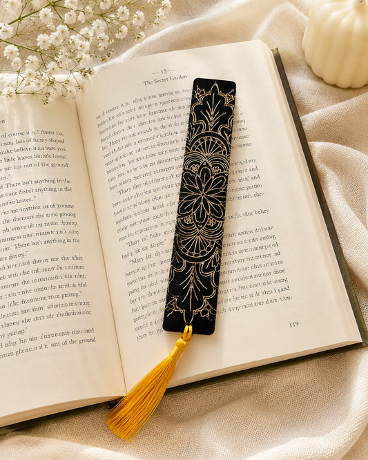 Bookmarks Black Background And Gold Embossed Stripe