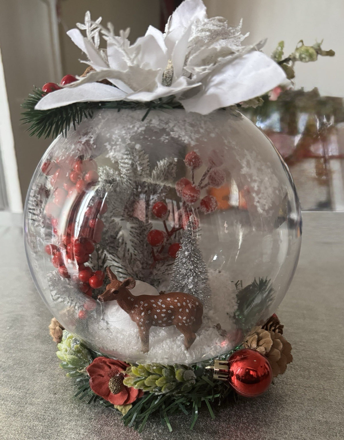 Handmade Giant Christmas Light Up Globe with Deer & Winter Scene Decoration New