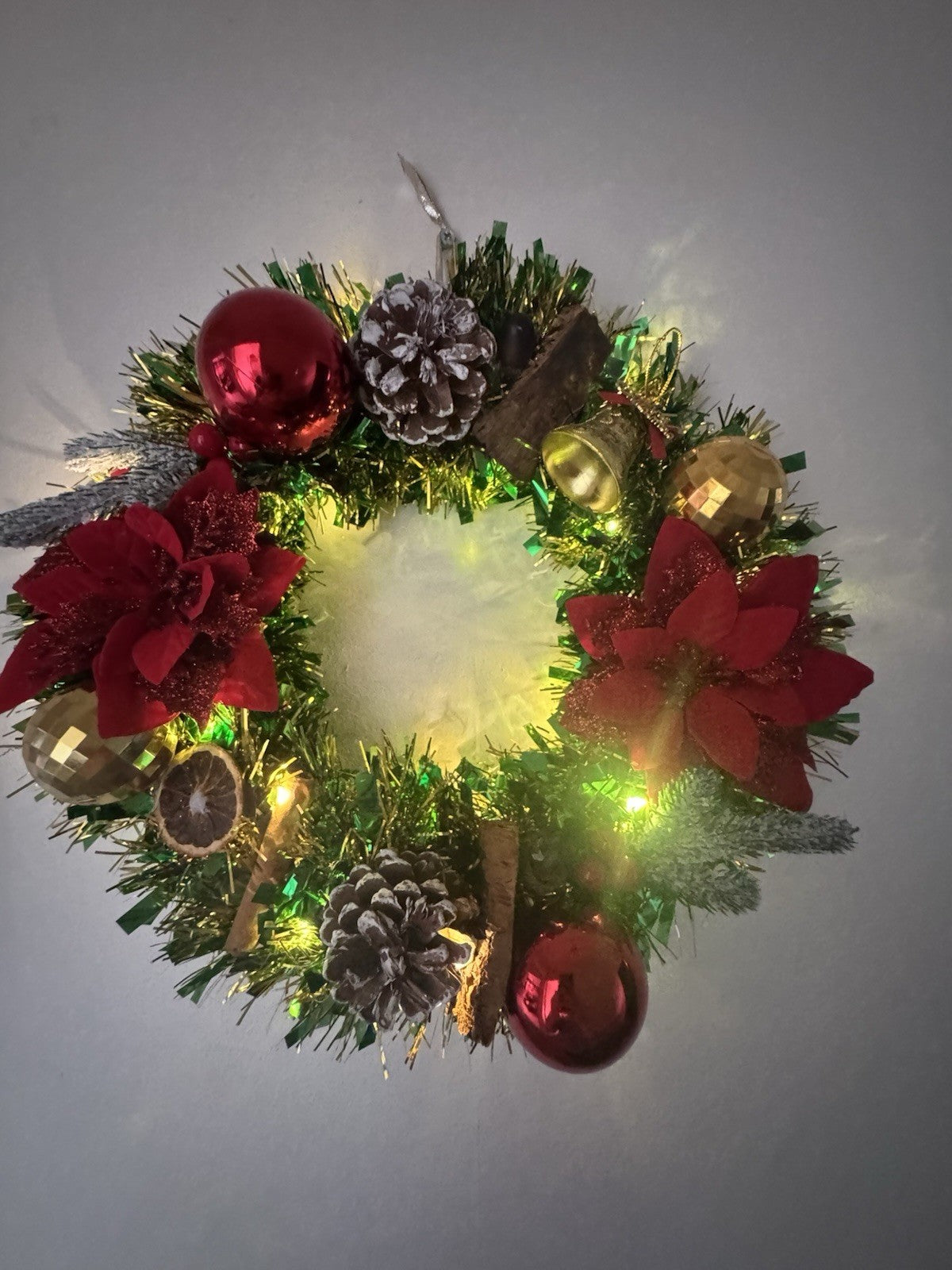 Christmas Wreath Green and Red with Lights for Front Door Uk Christmas Wreath
