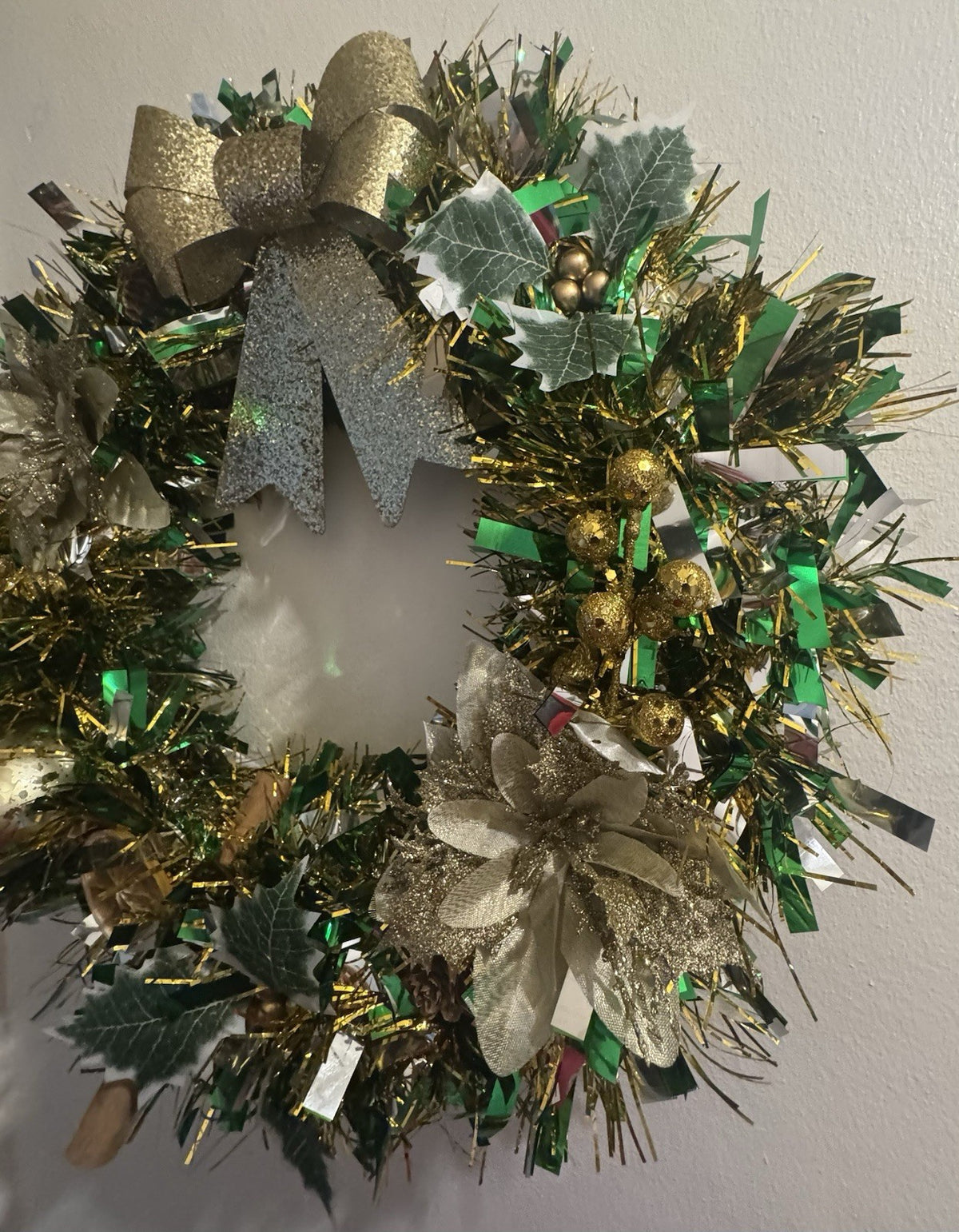 Christmas Wreath Green and Gold with Lights for Front Door Uk Christmas Decor