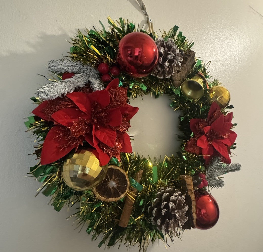 Christmas Wreath Green and Red with Lights for Front Door Uk Christmas Wreath