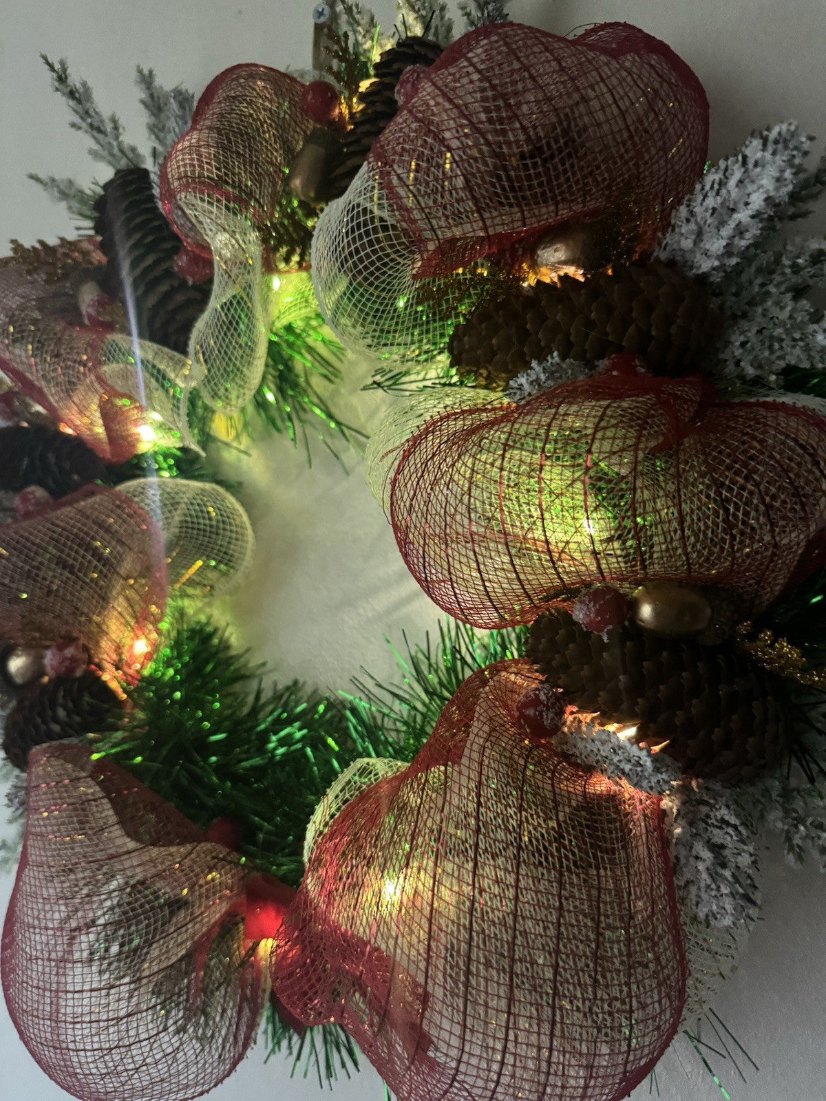 Artificial Christmas Wreath Pine Cone with Mesh and Lights for Front Door Decor