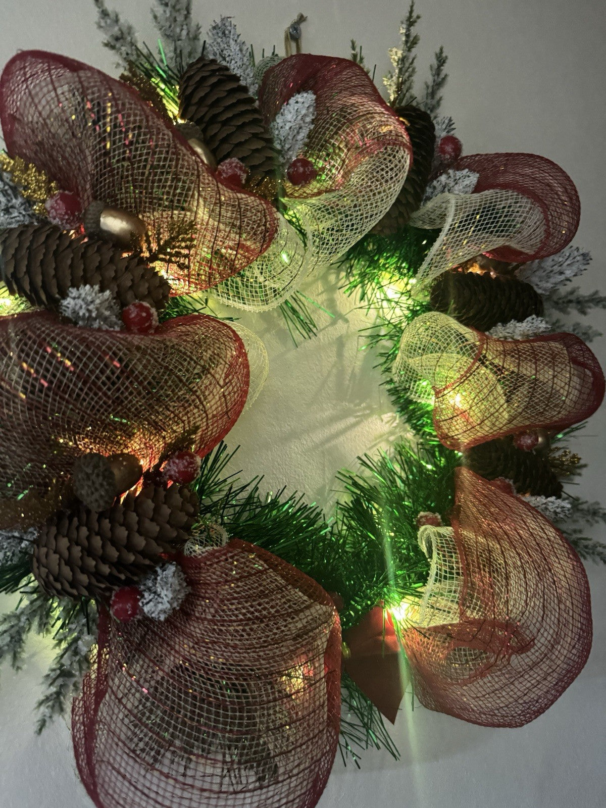 Artificial Christmas Wreath Pine Cone with Mesh and Lights for Front Door Decor