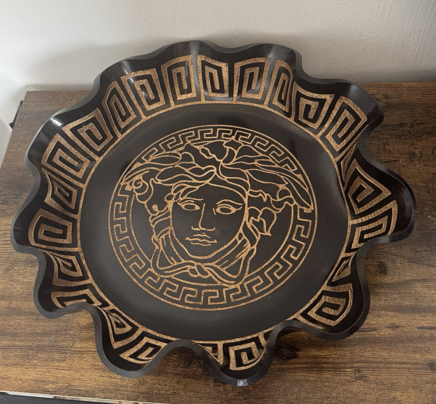Handcrafted Medusa Resin Fruit Bowl – Mythical Home Décor Centerpiece