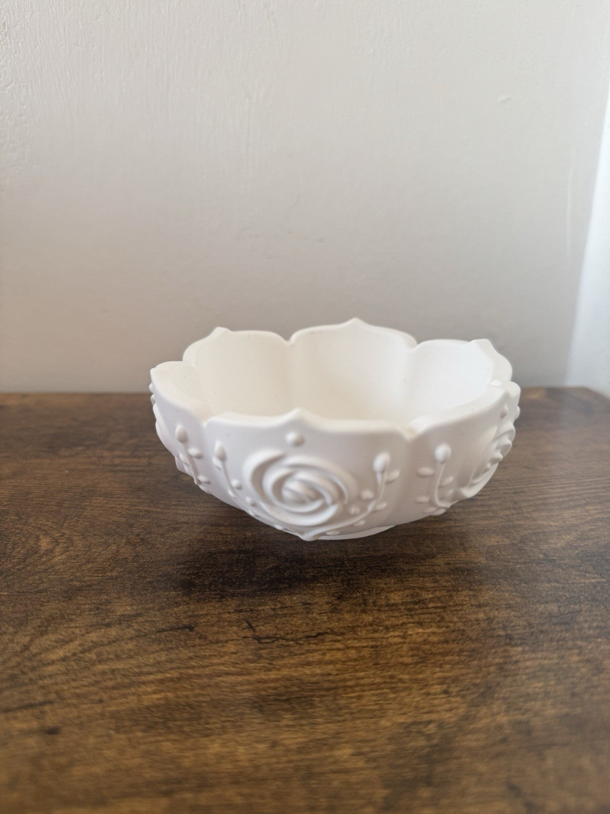 White Small Rose Bowl for Candy Jewellery Storage Trinket Dish Decorative Gift