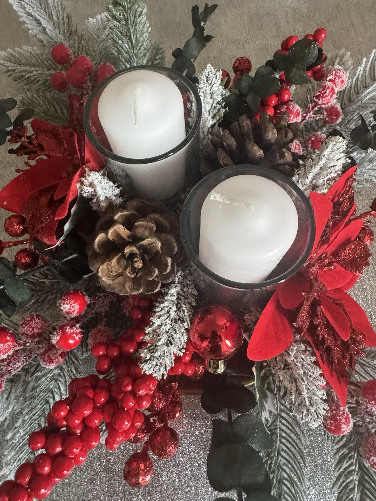 Christmas Table Centerpiece Red and Green with 2 Candles Christmas Decoration UK