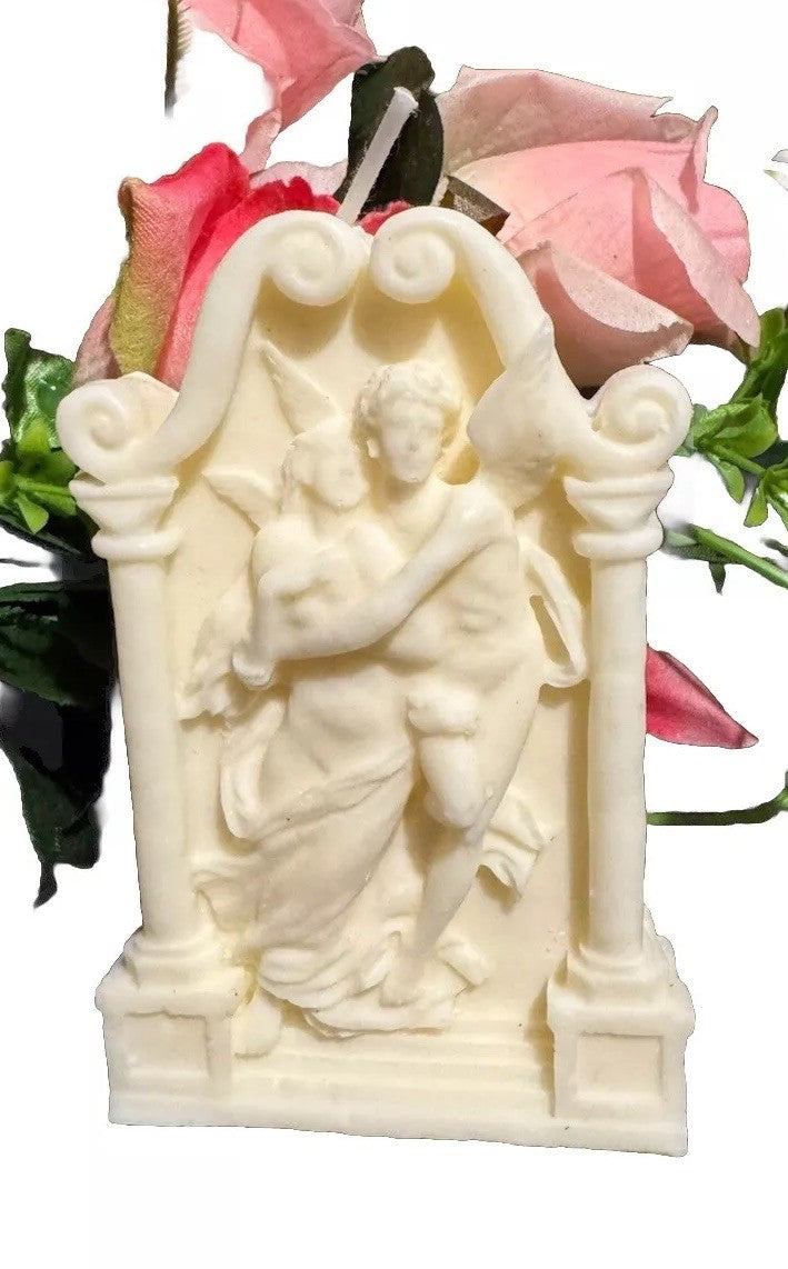 Candle Vanilla Scented /Angels