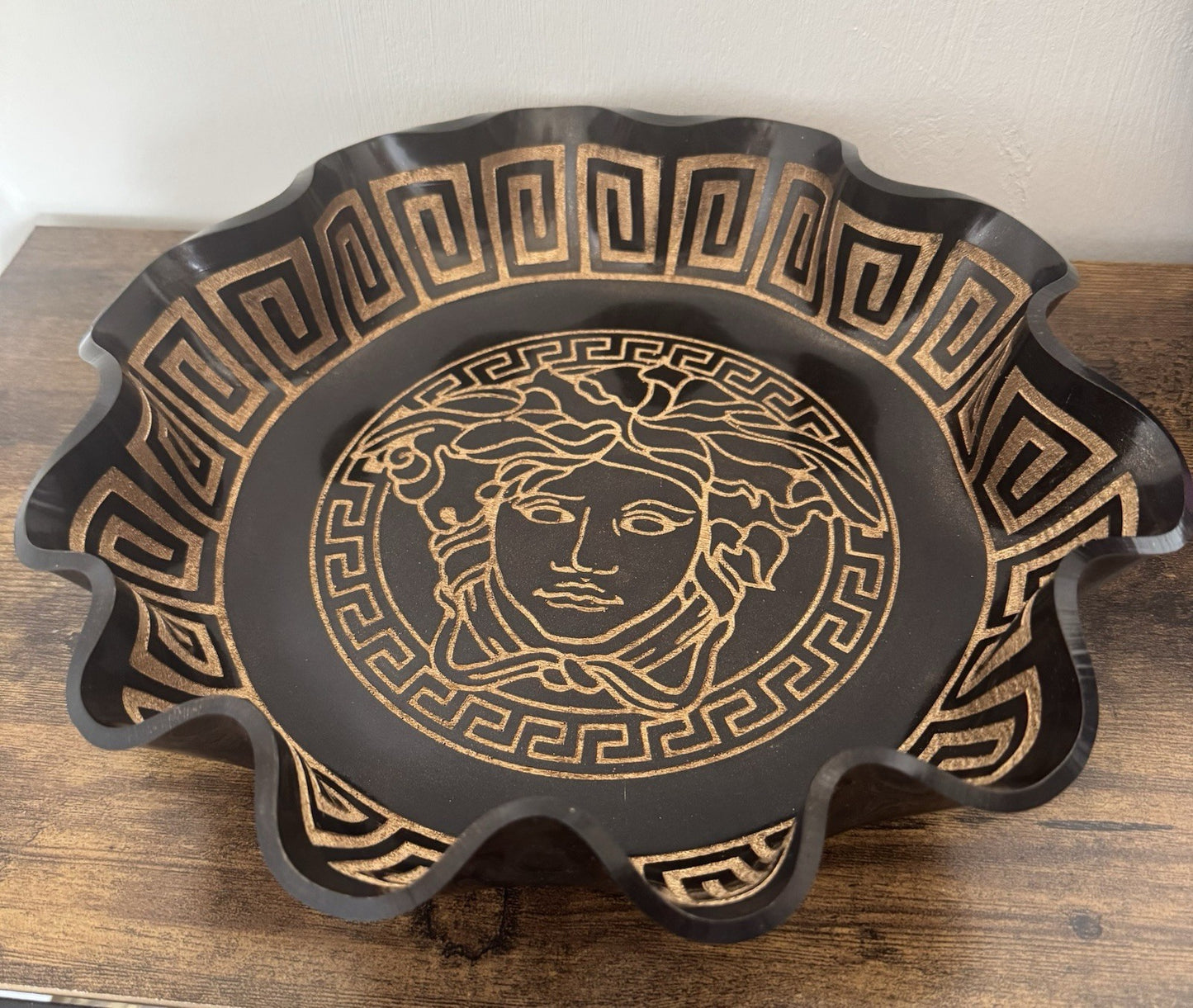 Handcrafted Medusa Resin Fruit Bowl – Mythical Home Décor Centerpiece