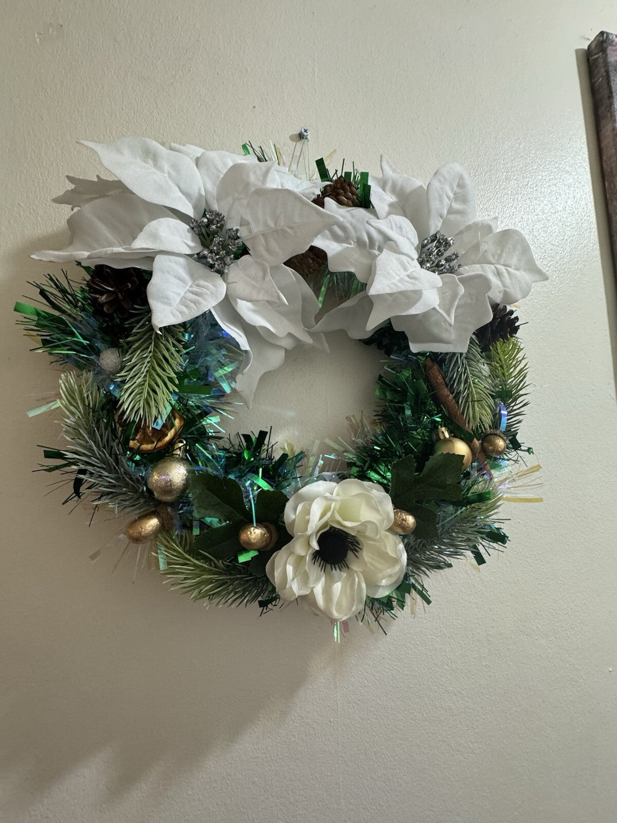 White Poinsettia Christmas Wreath with Lights for Front Door Elegant  Decor