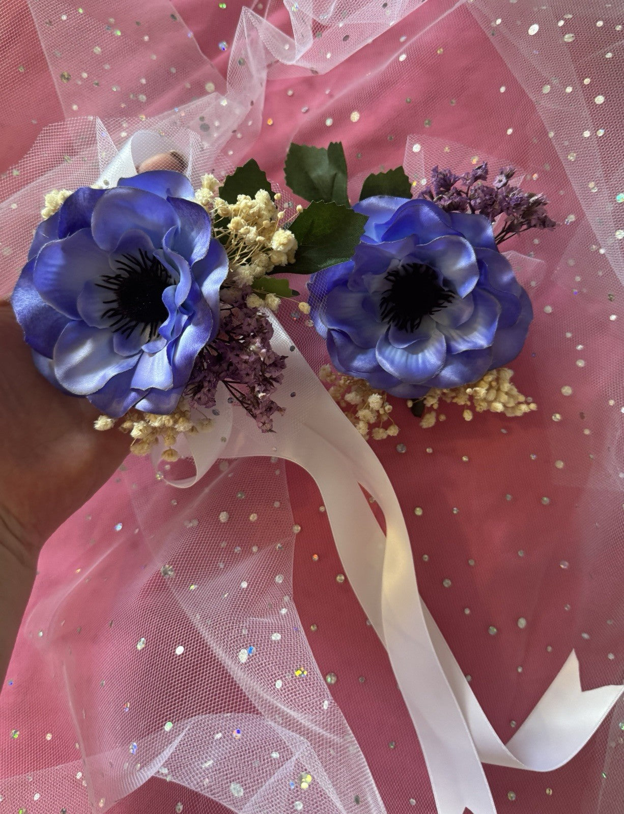 Set Of 2 Wrist Corsage And Boutonnière For Bride And Groom Bridesmaids Groomsmen