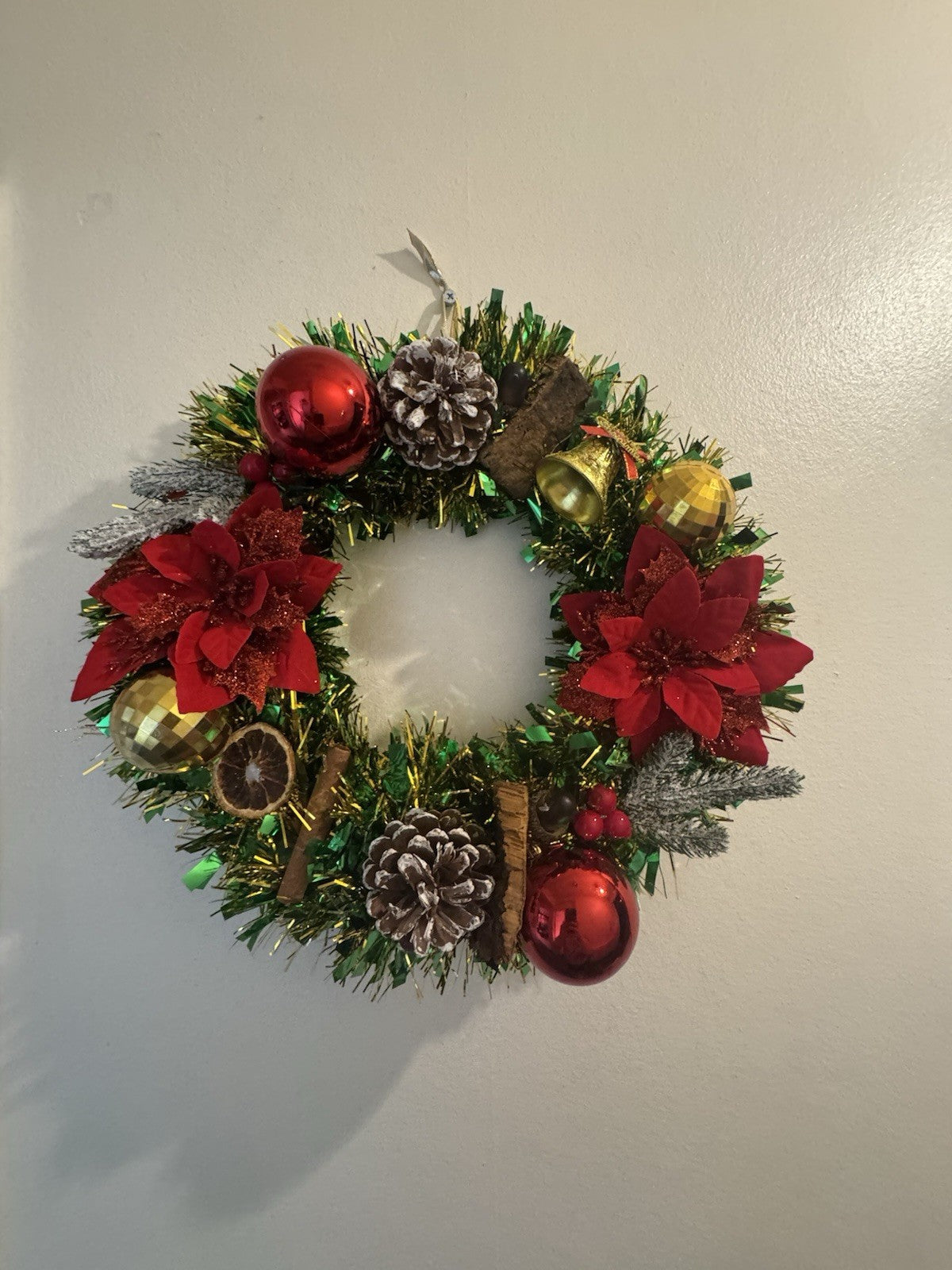 Christmas Wreath Green and Red with Lights for Front Door Uk Christmas Wreath