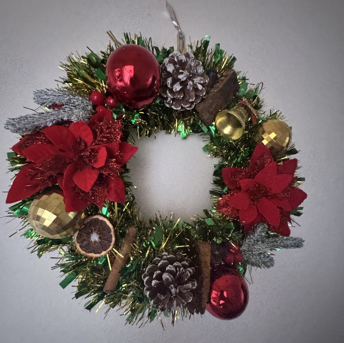 Christmas Wreath Green and Red with Lights for Front Door Uk Christmas Wreath