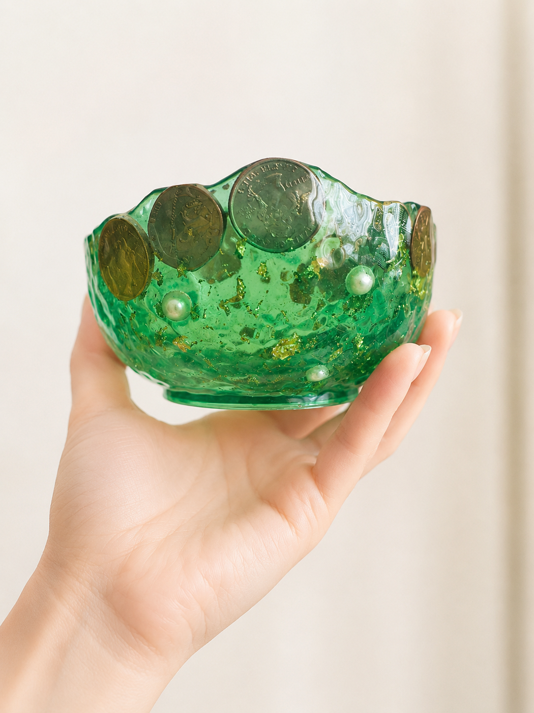 Feng Shui Money Bowl – Green Wealth & Good Luck Decor