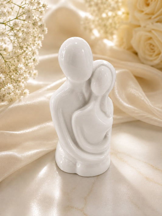 30 Handmade Couple Hug Wedding Favours – Rustic Wedding Guest Gifts – Set of 30