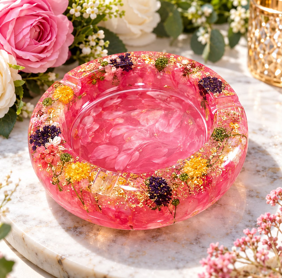 Handmade Resin Ashtray with Dried Flowers – Unique Tabletop Decoration