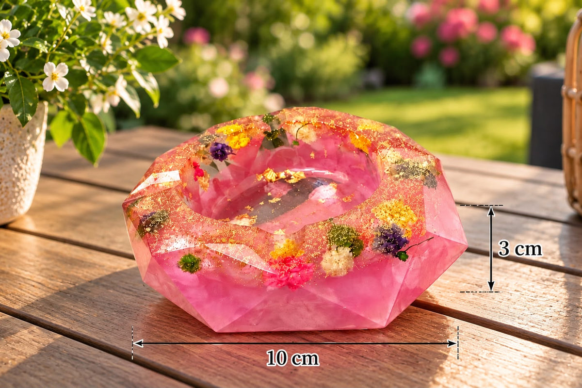Handmade Resin Ashtray with Dried Flowers – Unique Tabletop Decoration