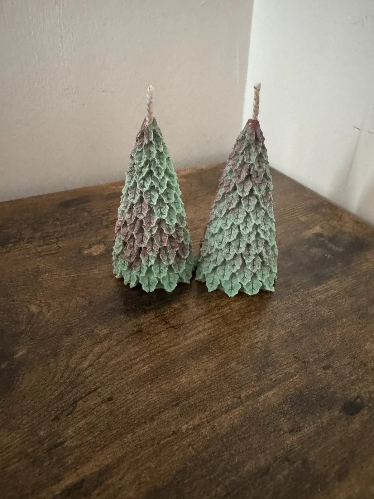 2 Pieces Pine Cone Tree Candles Christmas Decoration Candle Green Christmas