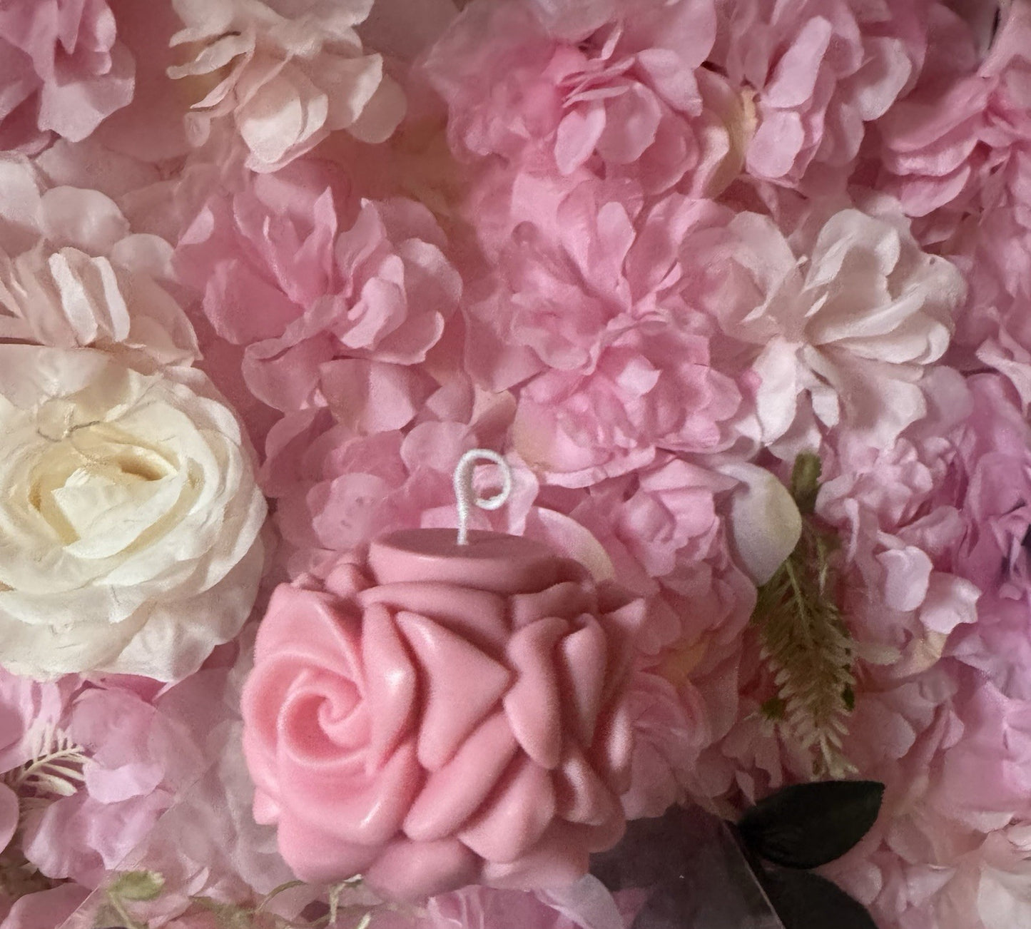 Rose Scented Flower Candle